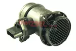 Przepływomierz masowy powietrza METZGER AUTOTEILE 0890268