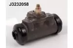 Cylinderek hamulcowy NIPPARTS J3232058